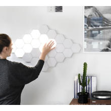 Lâmpada de parede hexagonal inteligente removível criativa Quantum Touch Hexagon Geometria emenda hexagonal luz noturna LED branca